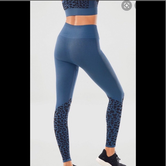 Fabletics Pants - Fabletics Summit Leopard High Waisted Leggings S